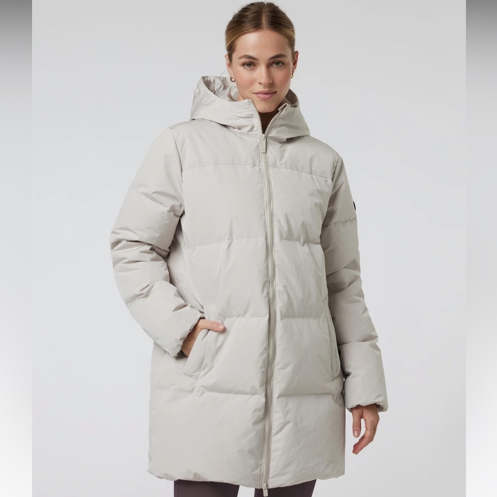 Vuori Down Jacket NWT